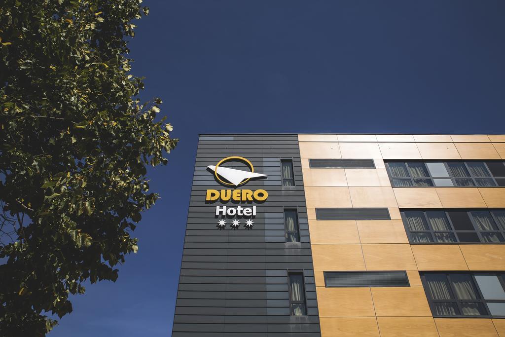 Hotel Duero Laguna de Duero Bagian luar foto